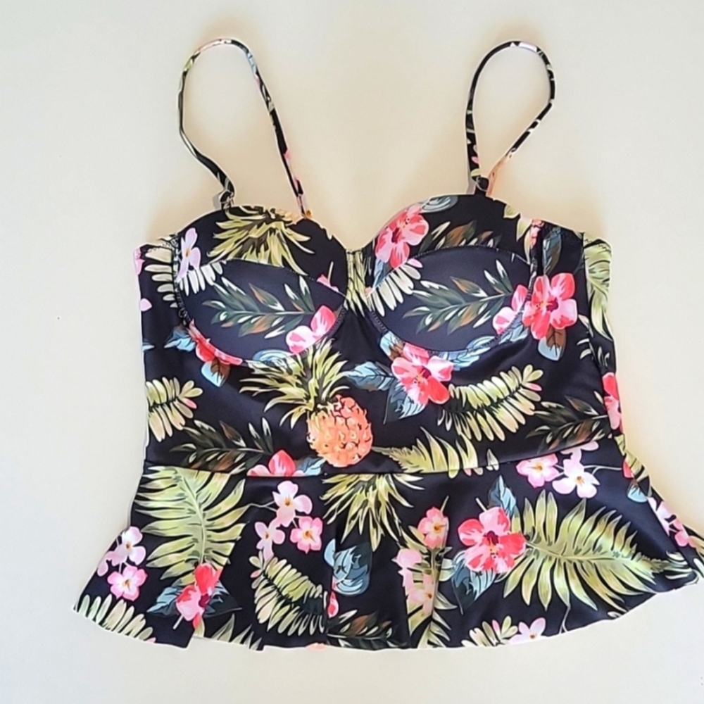 SWIMWEAR BUNDLE ZAFUL AND CUPSHE BIKINI AND FLORAL TANKINI TOP - Picture 12 of 16